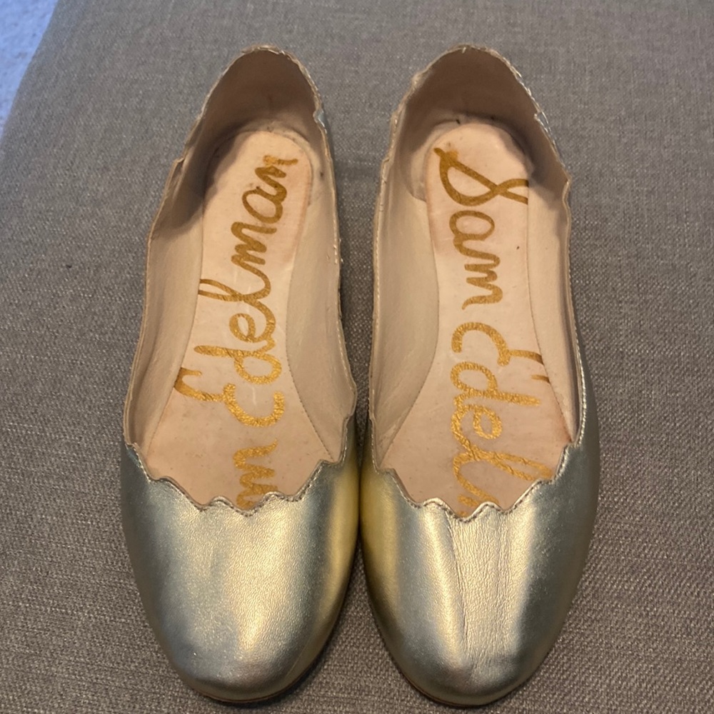 Gold flats